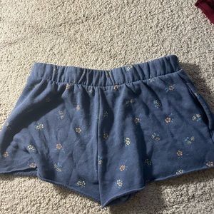 SHORTS SUPER SOFT ONLY WORN A FEW TIMES